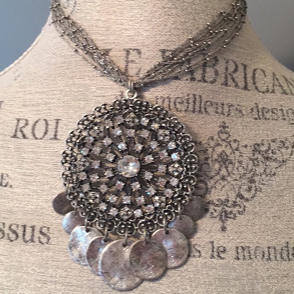 ๐ฒNECKLACE๐ฒ - Picture 5 of 5